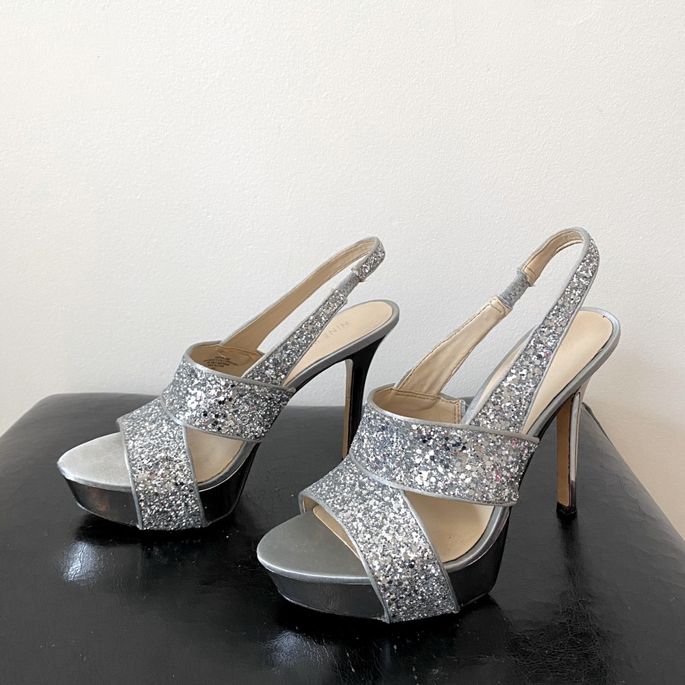 Nine West Fair Game Silver Platform Sandal - Size 6.5M